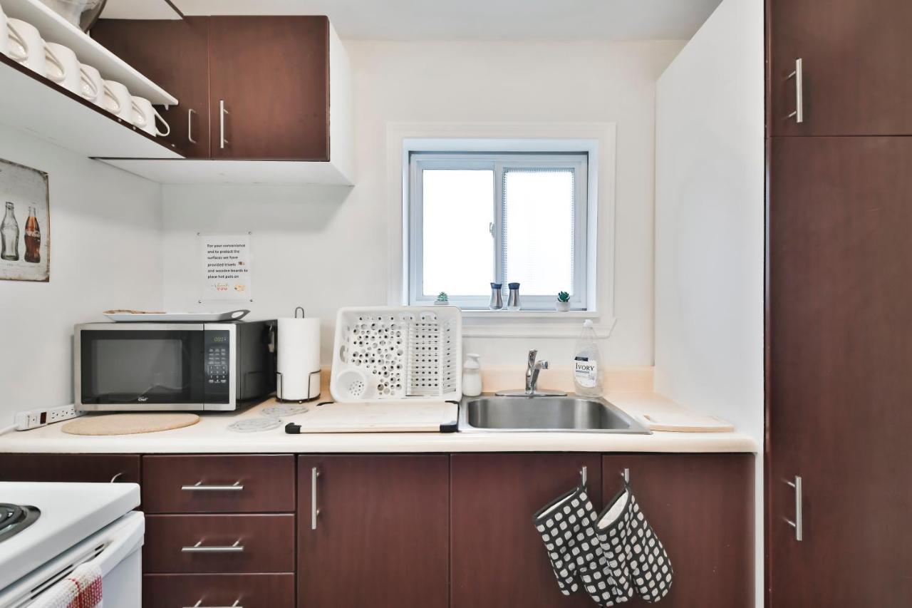 Free Parking And Central Location Montreal Exterior foto