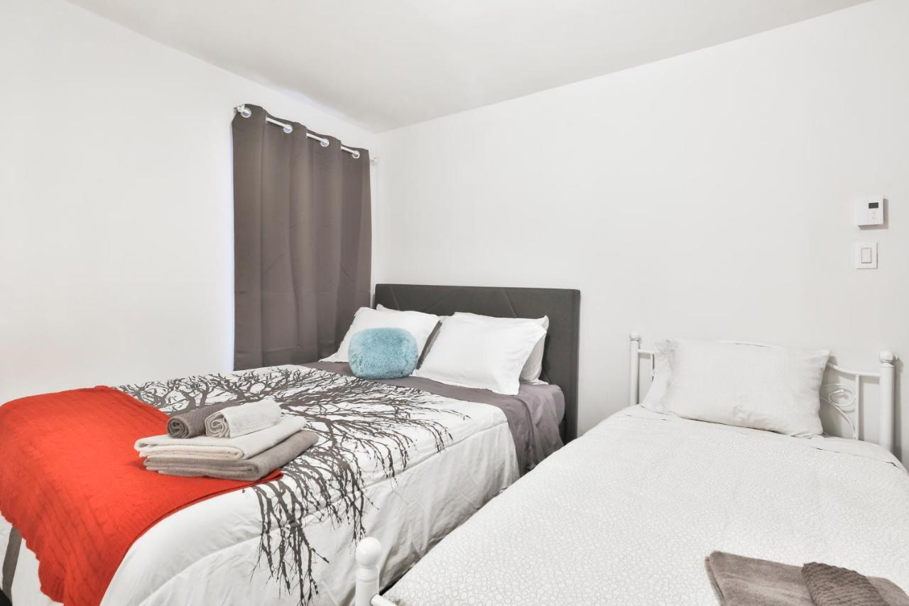 Free Parking And Central Location Montreal Exterior foto
