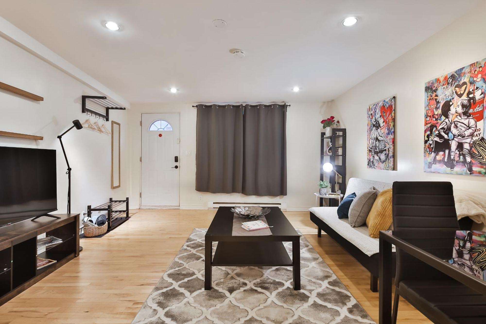 Free Parking And Central Location Montreal Exterior foto